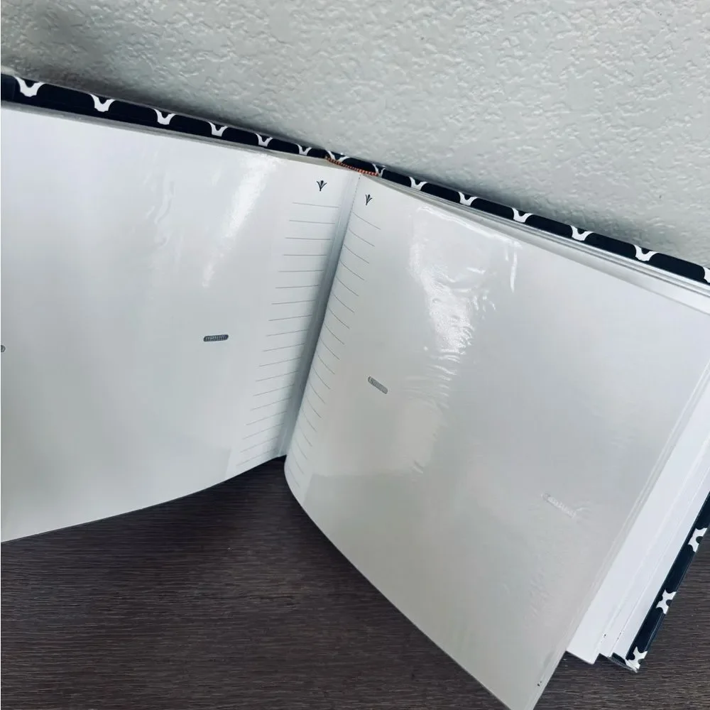 Photo Album Black & White 180-ct 4x6